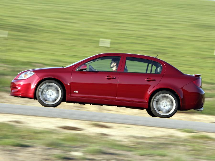  Chevrolet Cobalt SS Sedan 2008 года  (фото 2 из 5)